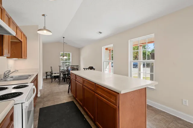 $345,000 | 8 Laurel Leaf Lane, Charleston, SC 29412