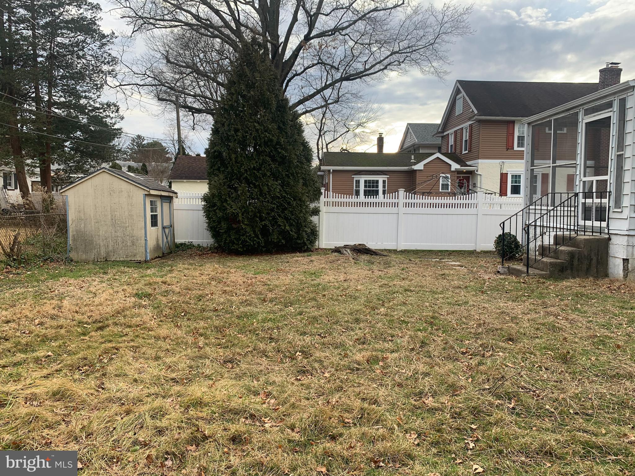 412 Pomeroy Street Ridley Park, PA 19078 - Photo 4 of 35