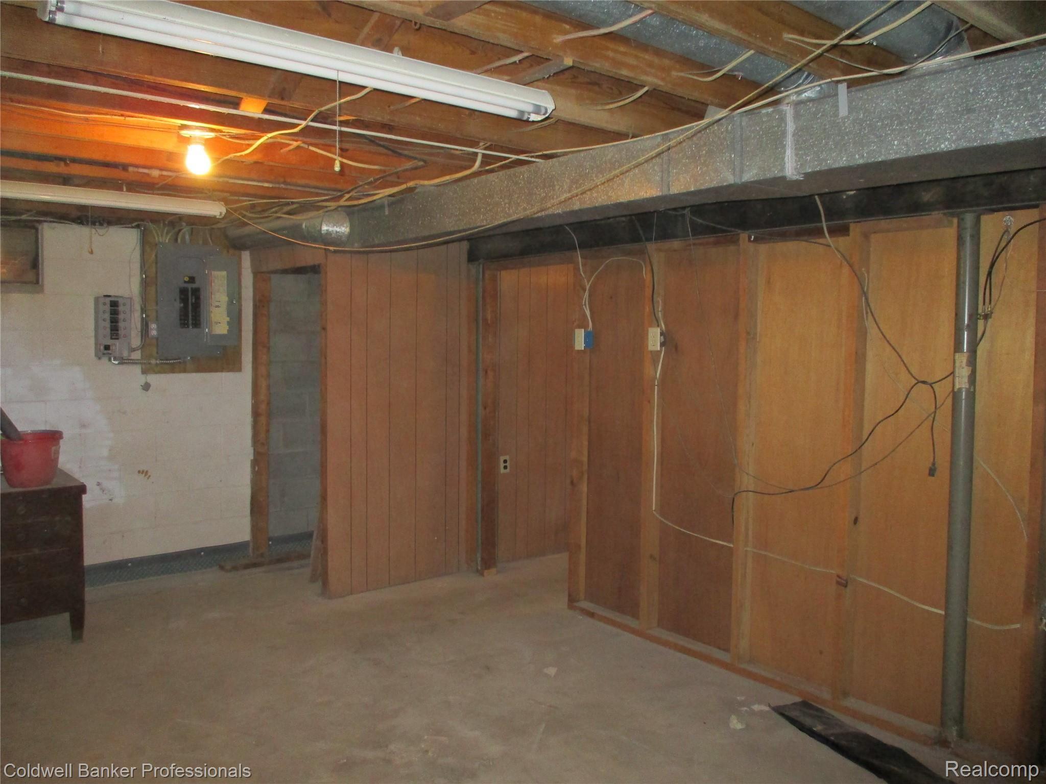 4405 East Lake Road Clio, MI 48420 - Photo 20 of 33 Basement.JPG