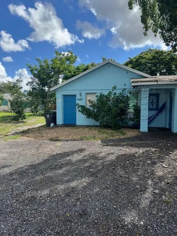 $2,000 | 1466 South Congress Avenue, Palm Springs, FL 33406