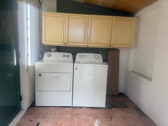 $2,000 | 1466 South Congress Avenue, Palm Springs, FL 33406