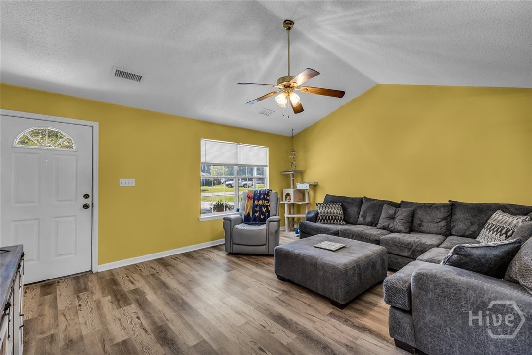 304 East Tietgen Street Pooler, GA 31322 - Photo 8 of 40