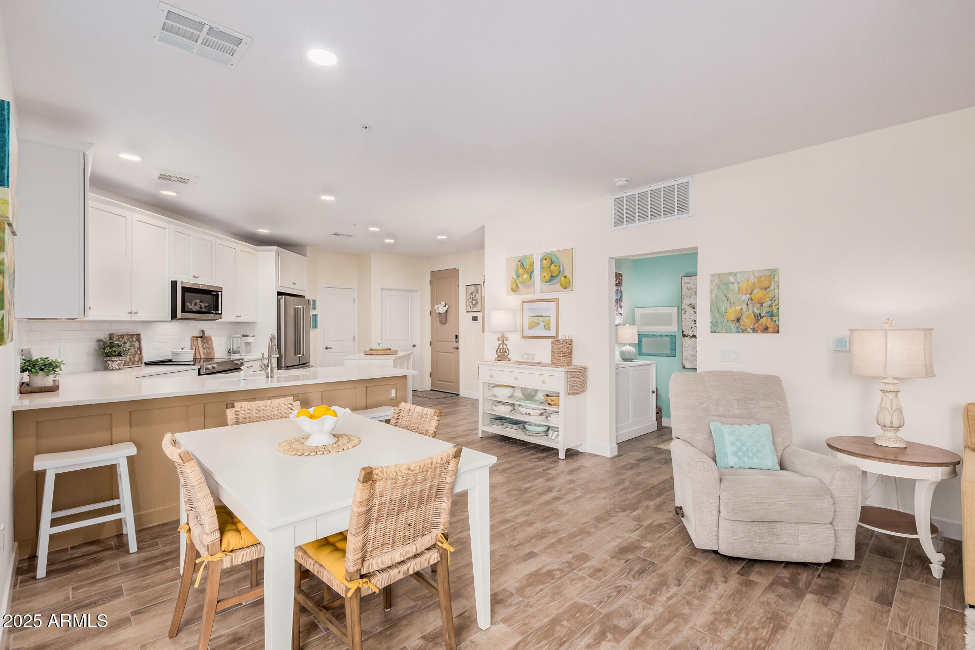2511 West Queen Creek Road, Unit 163 Chandler, AZ 85248 - Photo 16 of 46 Dining Area