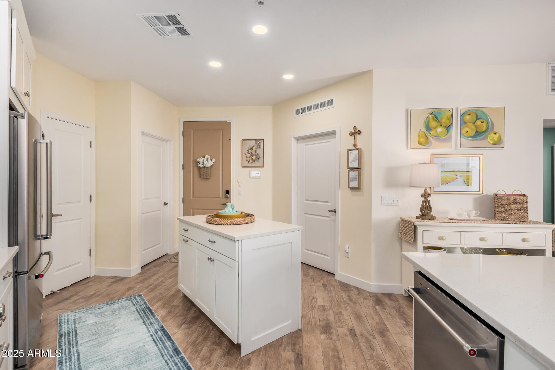 2511 West Queen Creek Road, Unit 163 Chandler, AZ 85248 - Photo 6 of 46 Kitchen Work Island