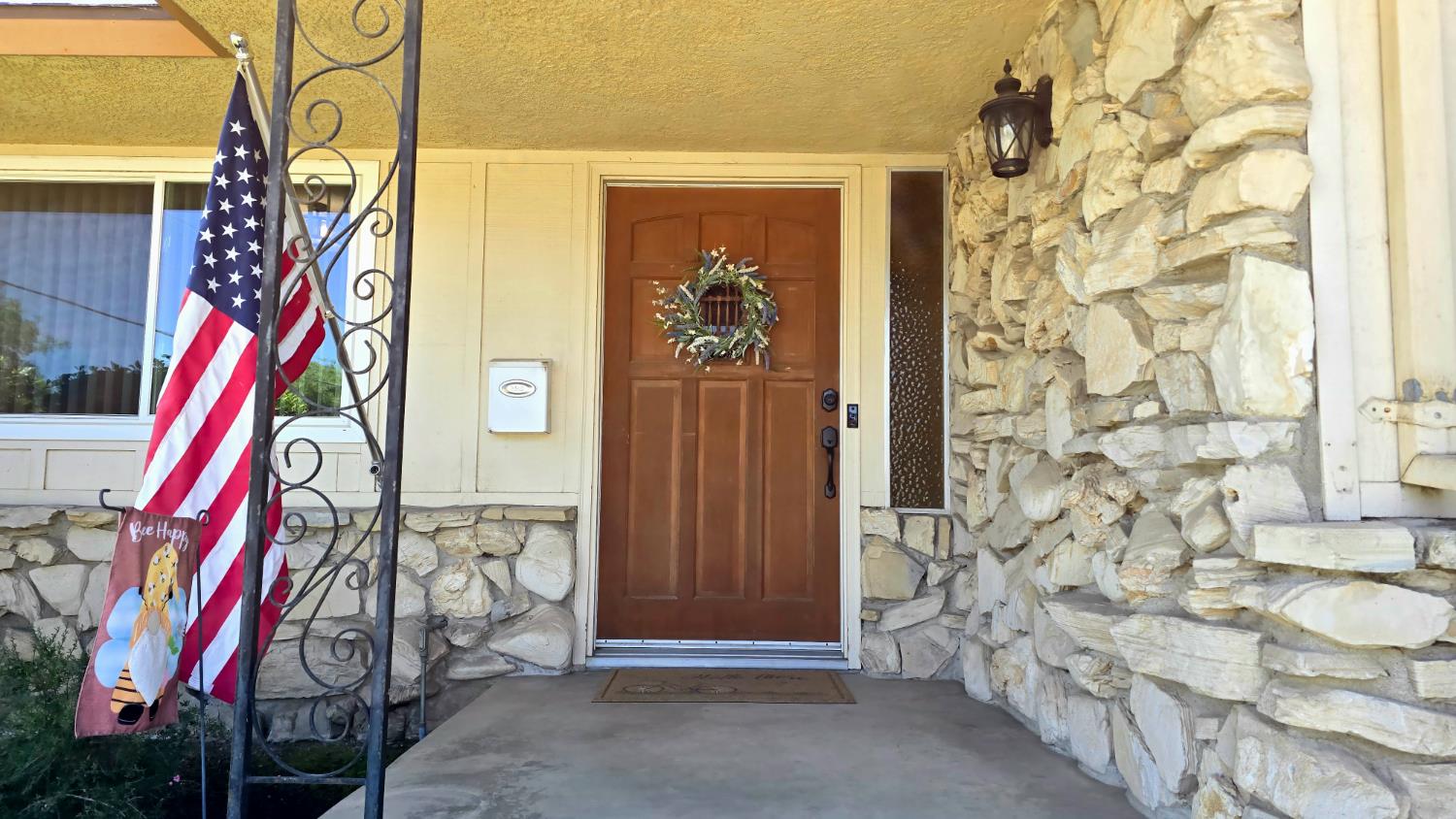 1205 Pine Street Selma, CA 93662 - Photo 9 of 41 a view of walk in closet with clothes