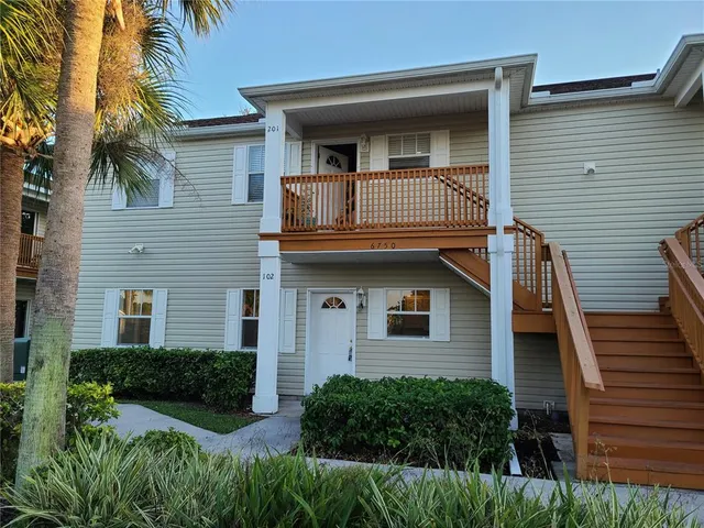 $1,400 | 6750 Moonglow Drive, Unit 102, Port Richey, FL 34668