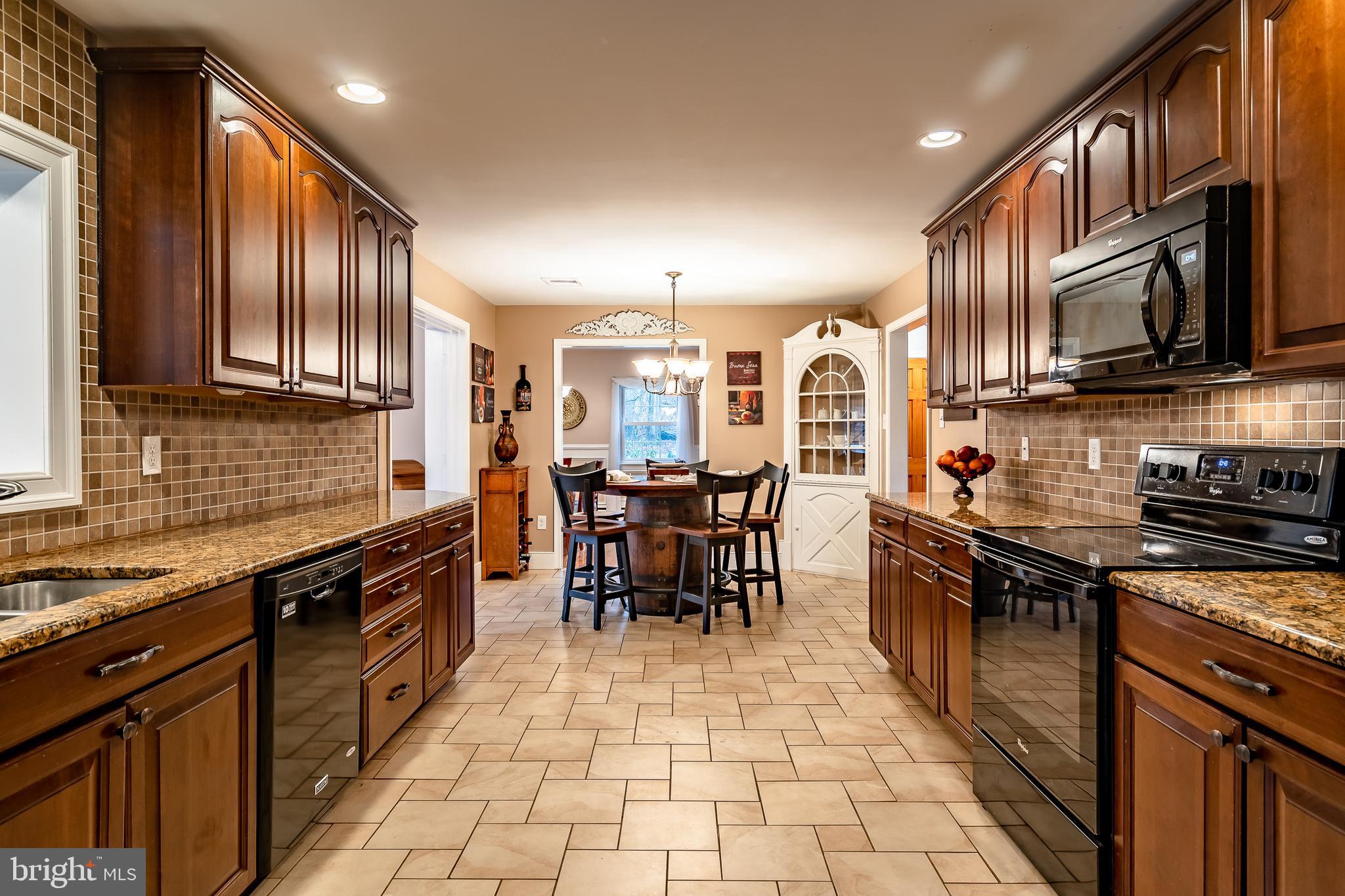228 Dutton Mill Road West Chester, PA 19380 - Photo 5 of 43