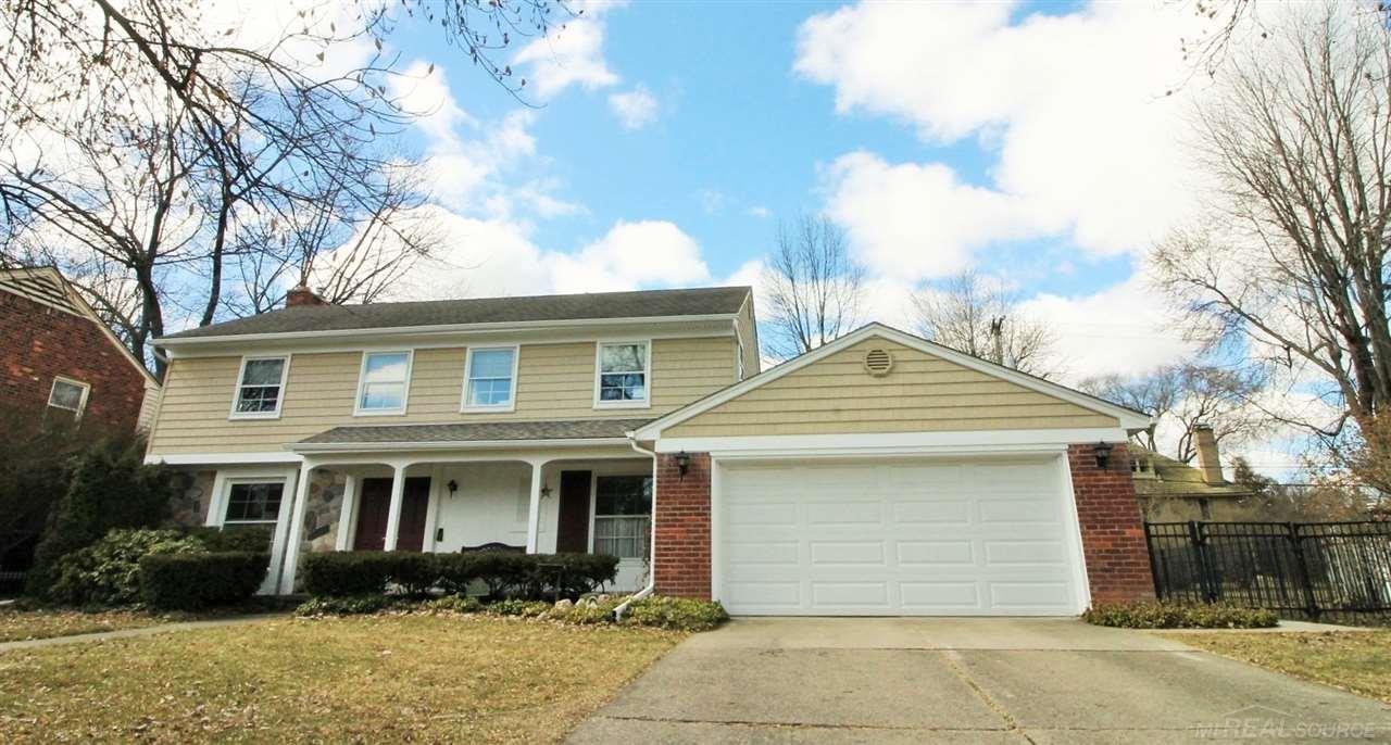 1005 Bedford Road Grosse Pointe, MI 48230 - Photo 2 of 45 31343355-1.JPG