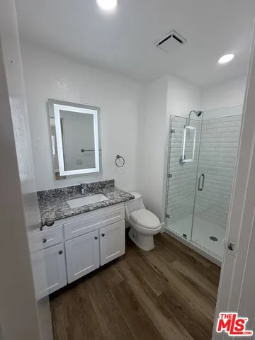 $2,030 | 1930 East College Avenue, Visalia, CA 93292