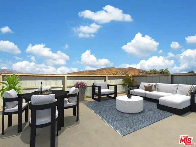 $2,030 | 1930 East College Avenue, Visalia, CA 93292