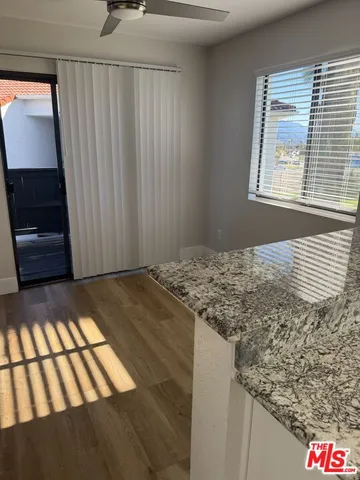 $2,030 | 1930 East College Avenue, Visalia, CA 93292