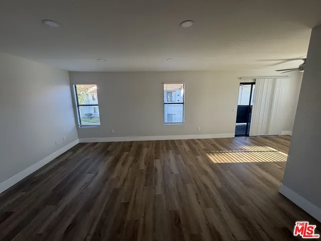 $2,030 | 1930 East College Avenue, Visalia, CA 93292