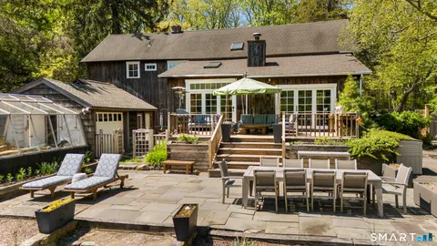 a view of outdoor space yard and patio
