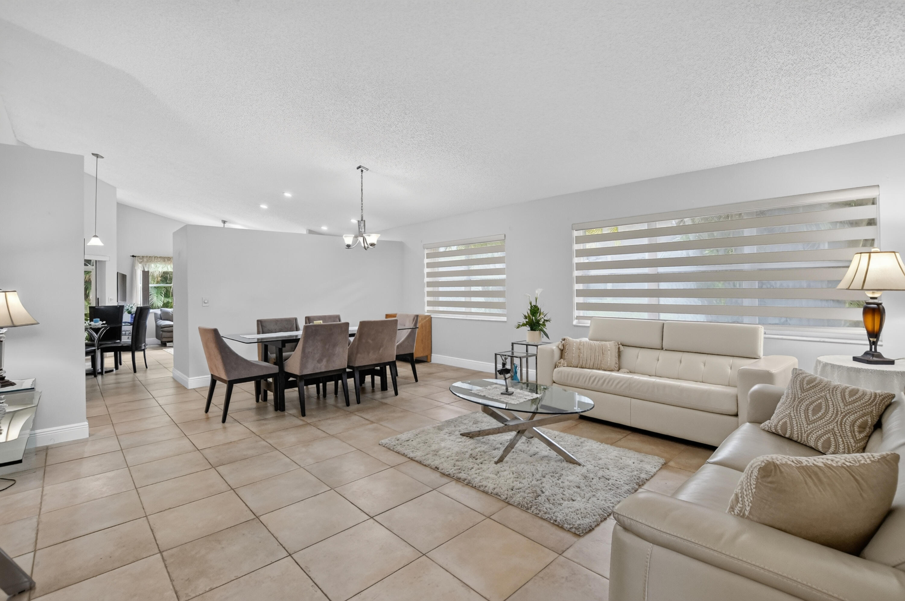 11135 Autoro Court Boca Raton, FL 33498 - Photo 7 of 37 Sweetwater at Boca Chase