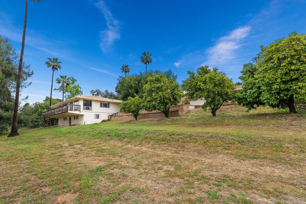 27229 Oakmont Road Valley Center, CA 92082 - Photo 1 of 1 Gallery Image 1