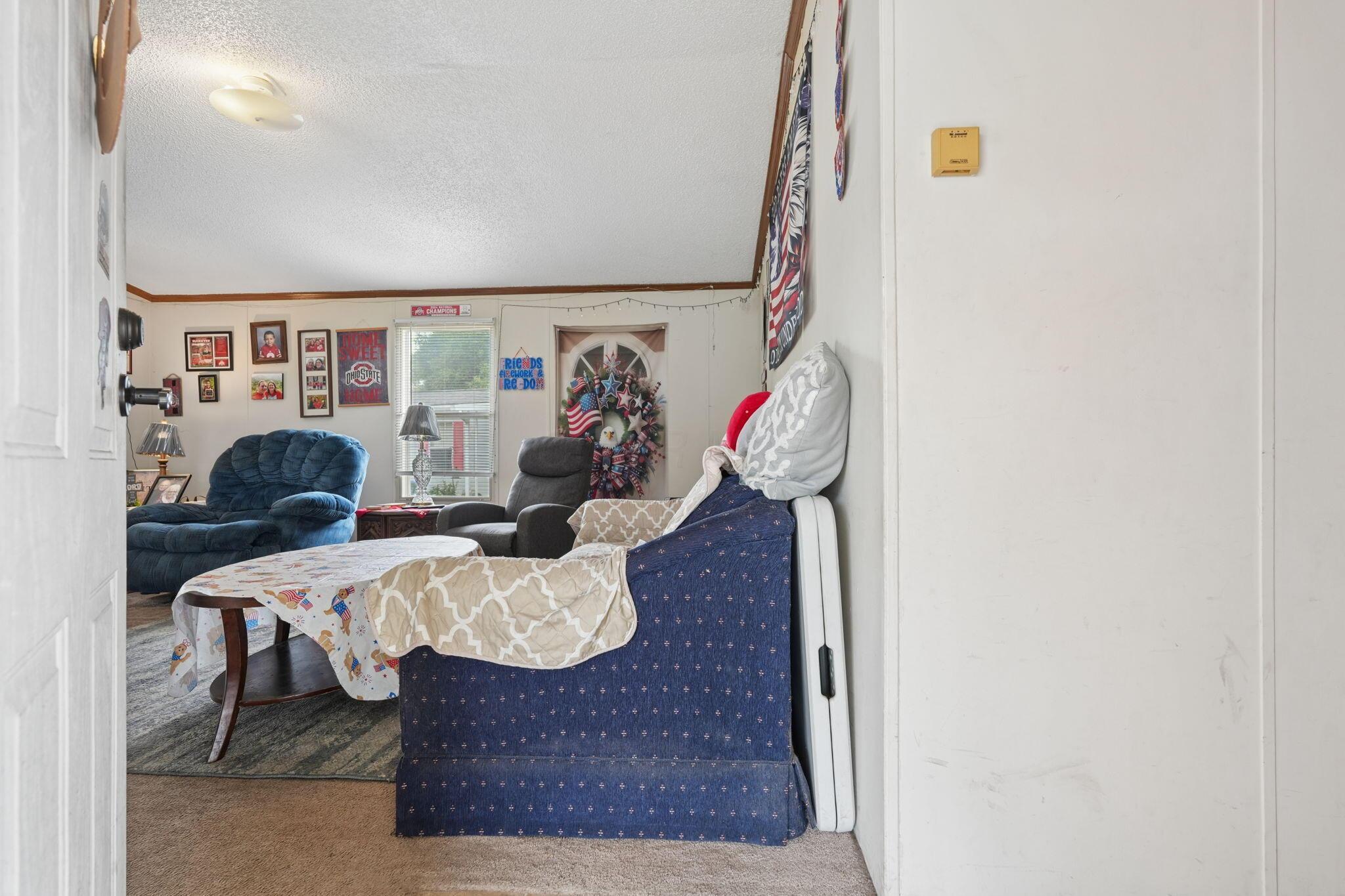 7-web-or-mls-375-chambersburg-rd
