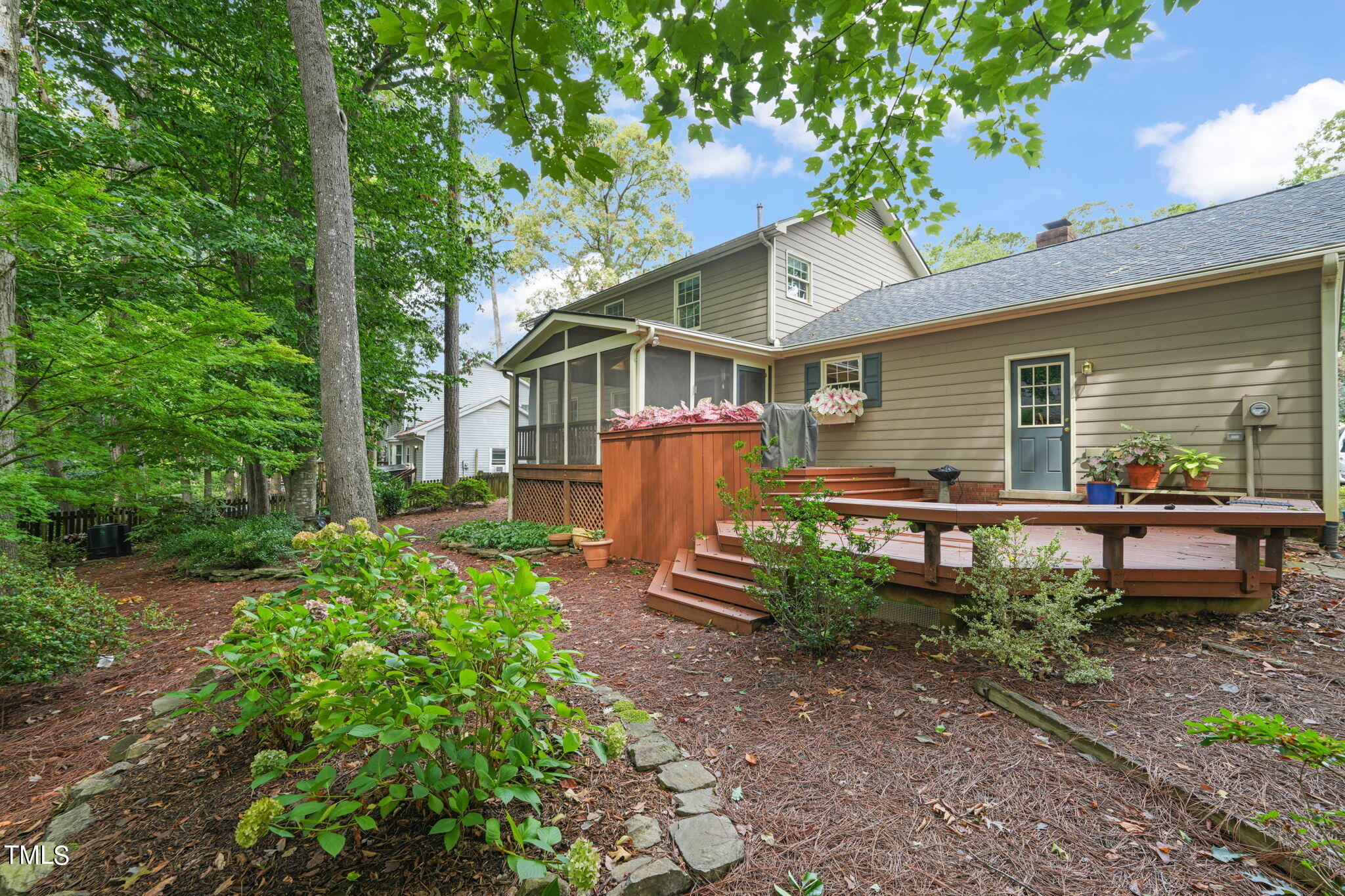 203 Trackers Road Cary, NC 27513 - Photo 39 of 45 39-web-or-mls-DSC02553