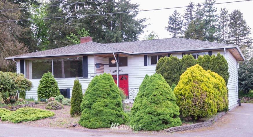 737 Maplewood Avenue Kent, WA 98030 - Photo 1 of 25 Gallery Image 1