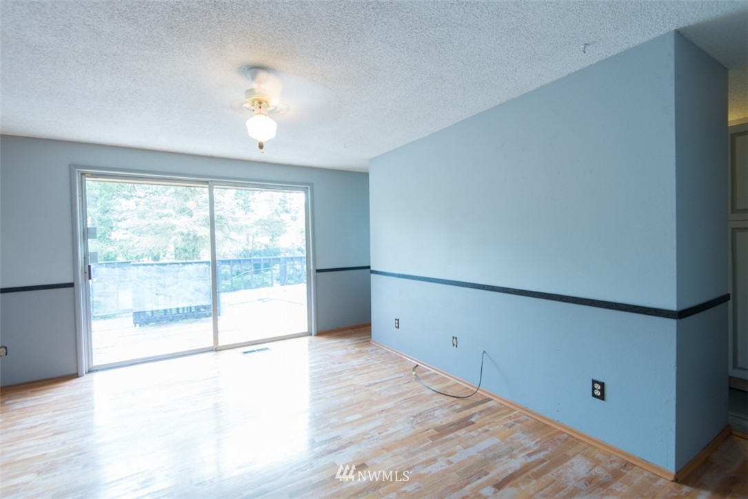 737 Maplewood Avenue Kent, WA 98030 - Photo 15 of 25 Gallery Image 15
