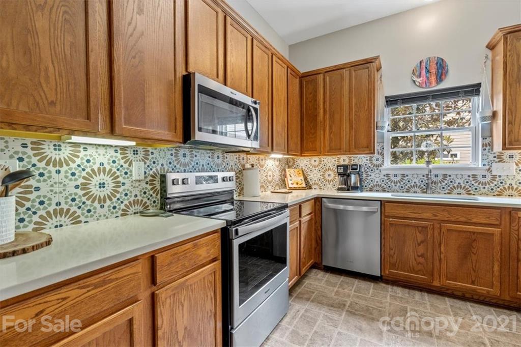 3424 Bruce Ridge Lake Wylie, SC 29710 - Photo 10 of 48 Gallery Image 10