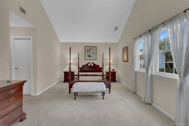 $740,000 | 204 Erik Drive, East Setauket, NY 11733