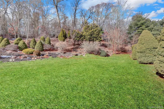 $740,000 | 204 Erik Drive, East Setauket, NY 11733