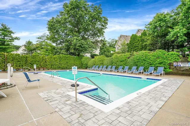 $740,000 | 204 Erik Drive, East Setauket, NY 11733