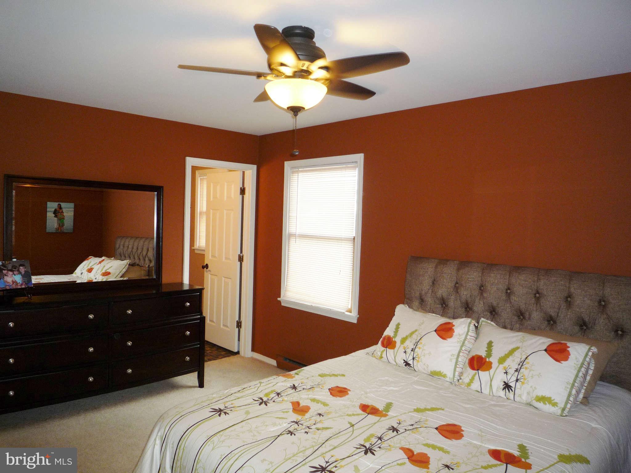 13134 Edgemont Road Smithsburg, MD 21783 - Photo 12 of 22 Bedroom (Master)