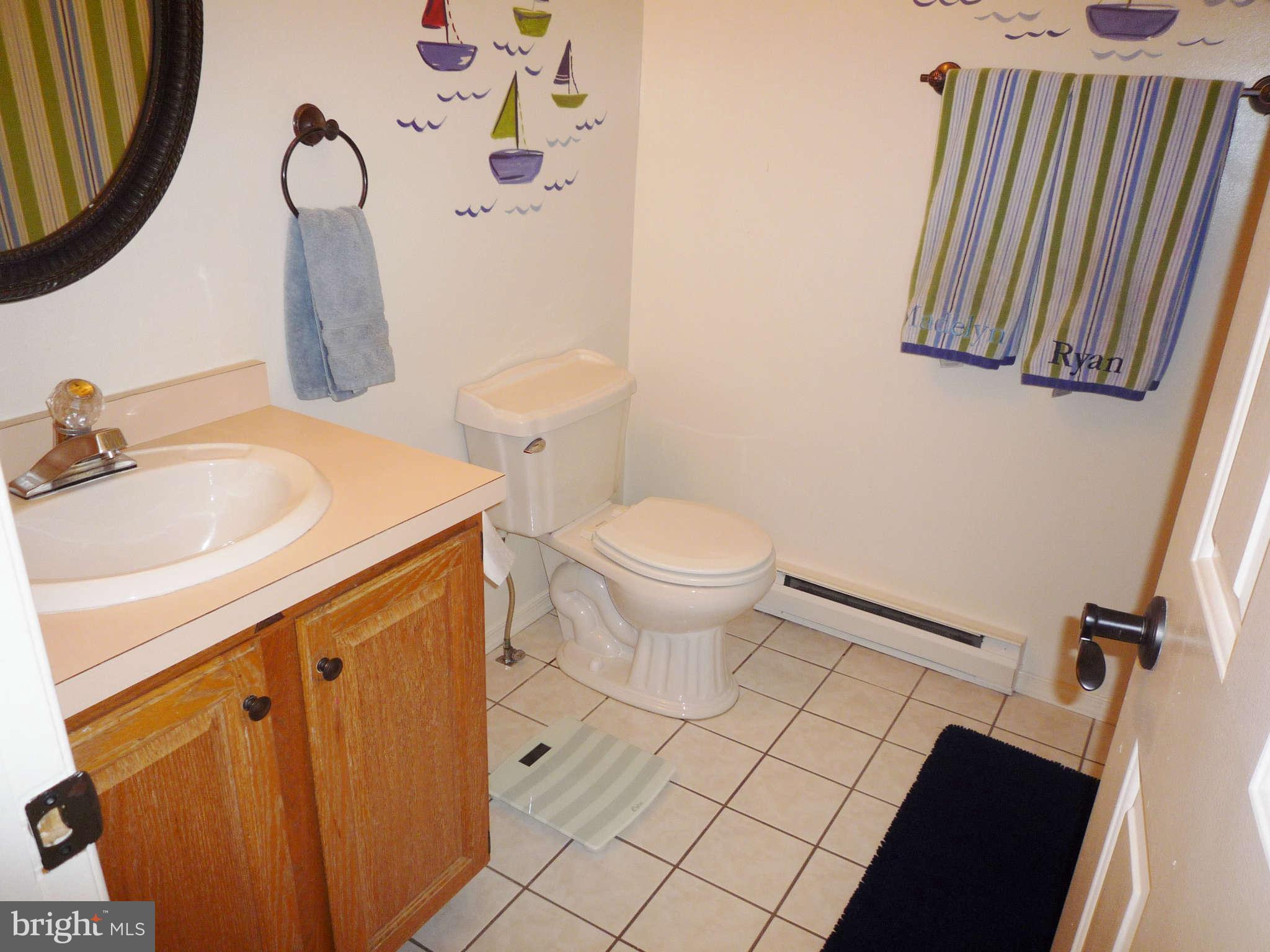 13134 Edgemont Road Smithsburg, MD 21783 - Photo 17 of 22 Bath