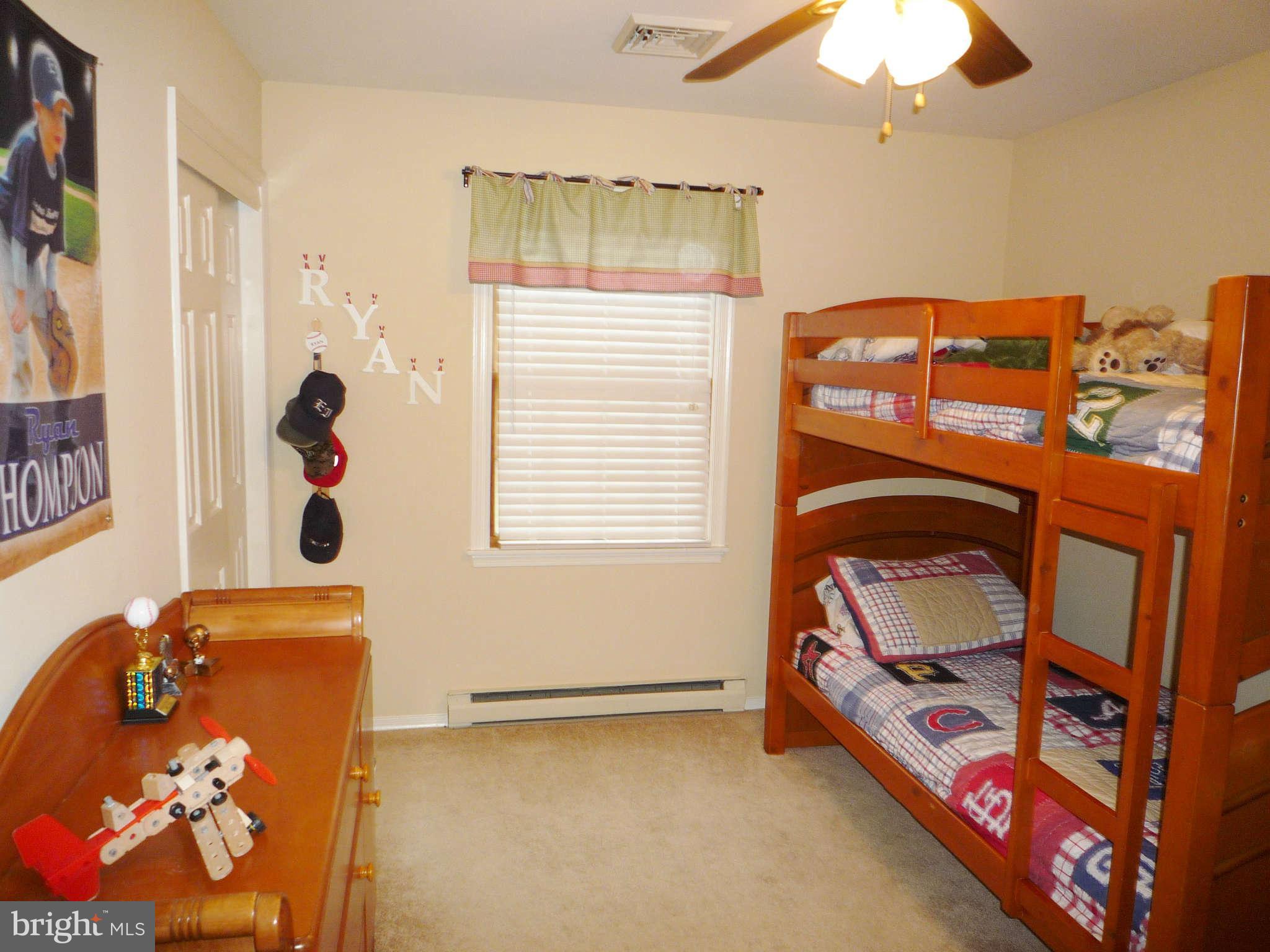 13134 Edgemont Road Smithsburg, MD 21783 - Photo 18 of 22 Bedroom