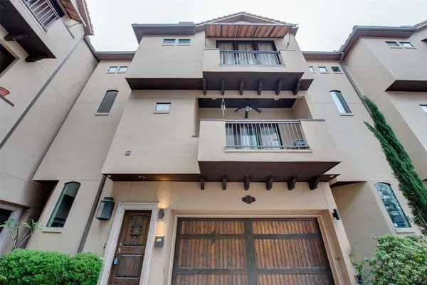$3,600 | 705 Malone Street, Unit B, Houston, TX 77007