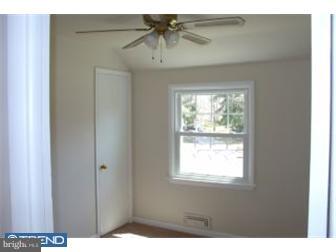 121 Hillside Road Stratford, NJ 08084 - Photo 6 of 11