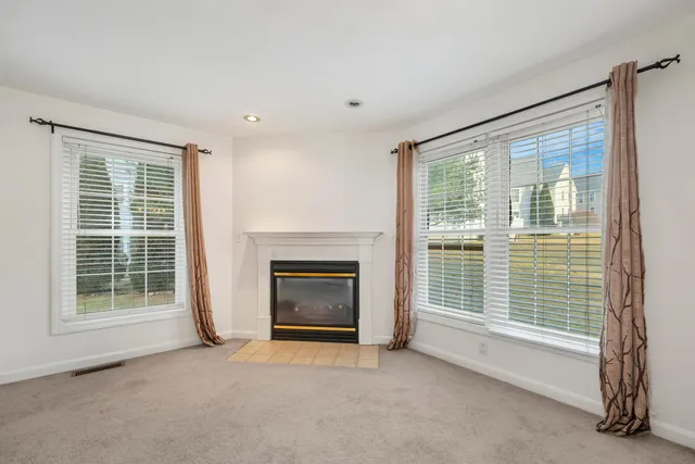 $3,400 | 53 Barbara Lane, Hudson, NH 03051