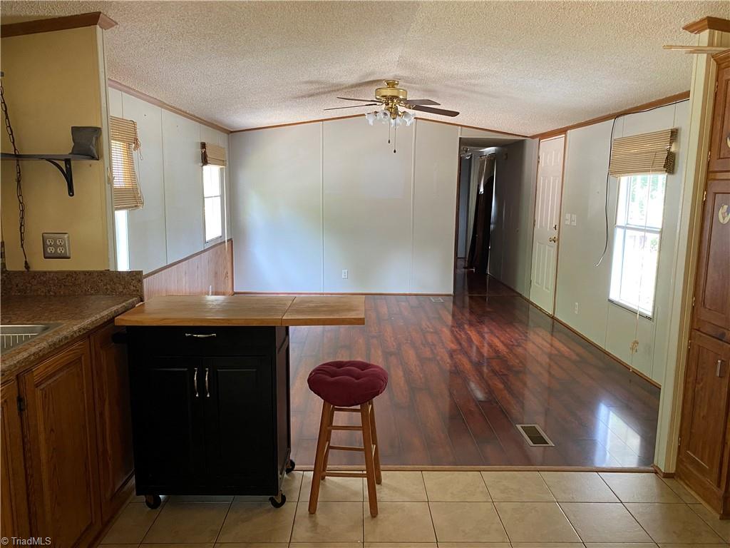 257 West Grove Road Lexington, NC 27295 - Photo 4 of 15 Gallery Image 4