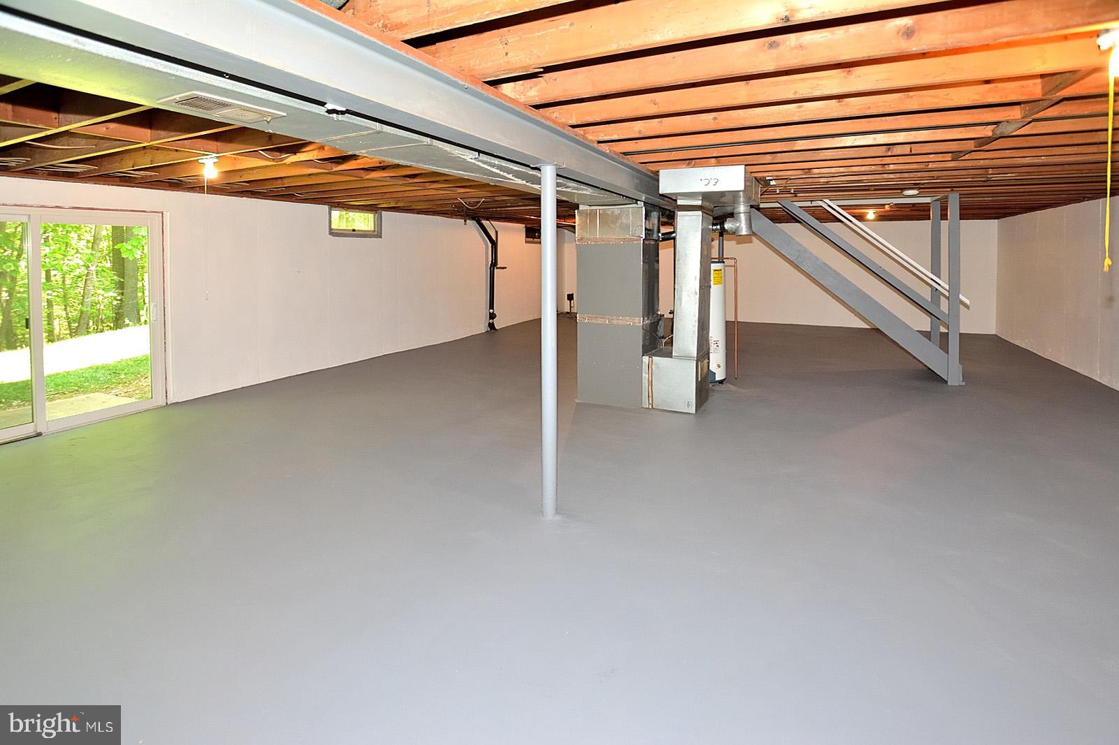 2121 Thomas View Road Reston, VA 20191 - Photo 7 of 30 Walk Out Lower Level (New HVAC)