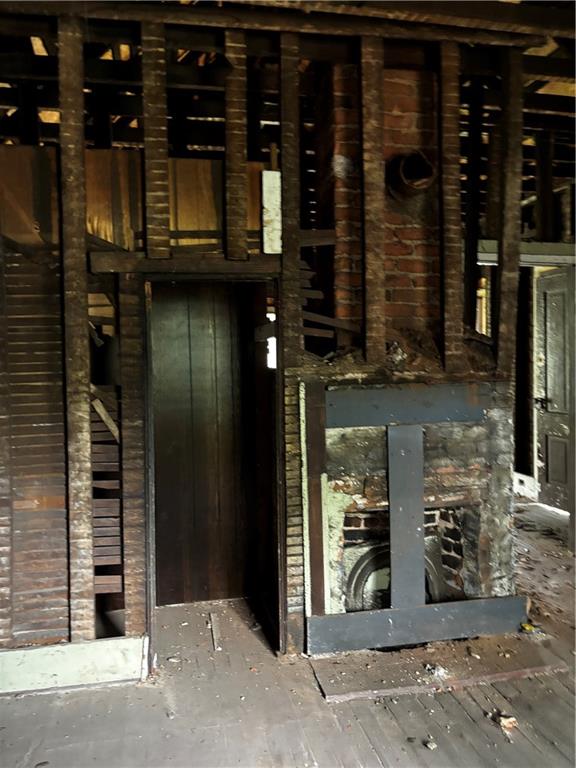 934 Smith Street Southwest Atlanta, GA 30310 - Photo 2 of 3