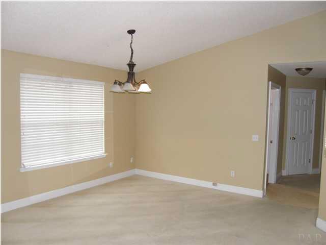 3021 Red Fern Road Cantonment, FL 32533 - Photo 8 of 17 Gallery Image 8
