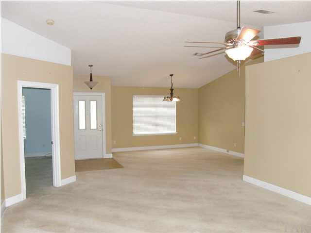 3021 Red Fern Road Cantonment, FL 32533 - Photo 9 of 17 Gallery Image 9