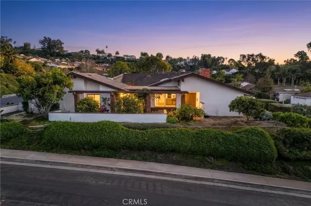 $1,750,000 | 609 Calle Miguel, San Clemente, CA 92672