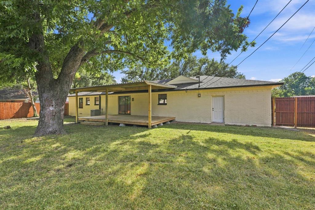 802 Ranier Circle Garland, TX 75041 - Photo 33 of 39 Gallery Image 33