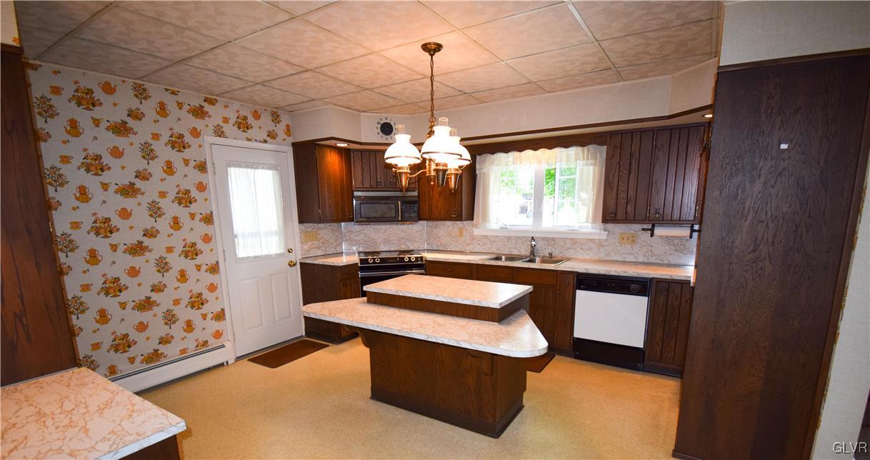 1345 Valley Road Tamaqua, PA 18252 - Photo 12 of 44 Gallery Image 12
