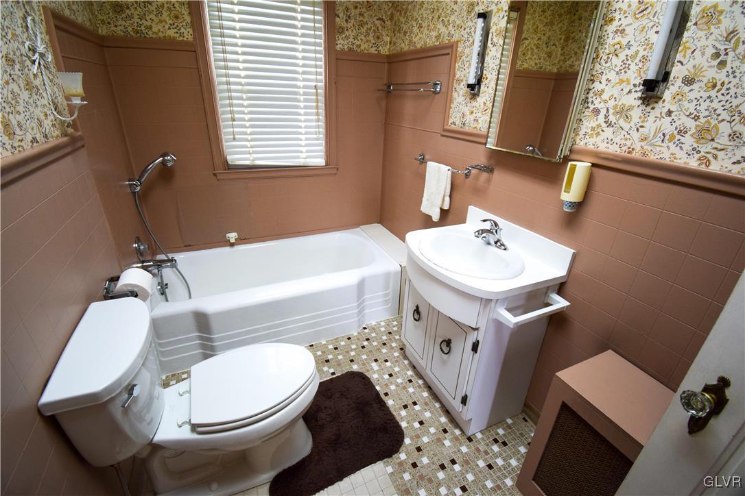 1345 Valley Road Tamaqua, PA 18252 - Photo 21 of 44 Gallery Image 21