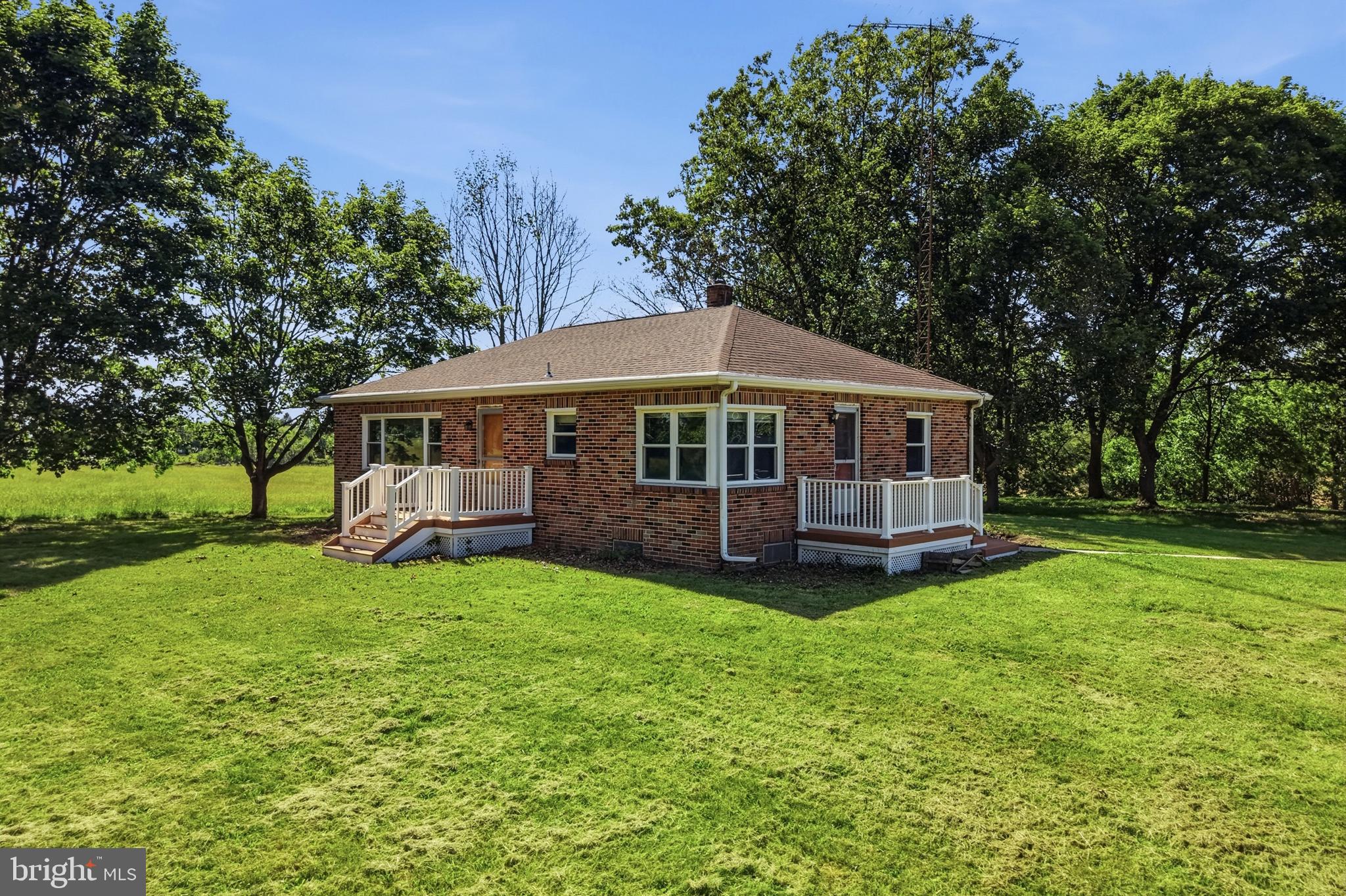 3560 Raintree Road York, PA 17404 - Photo 6 of 26