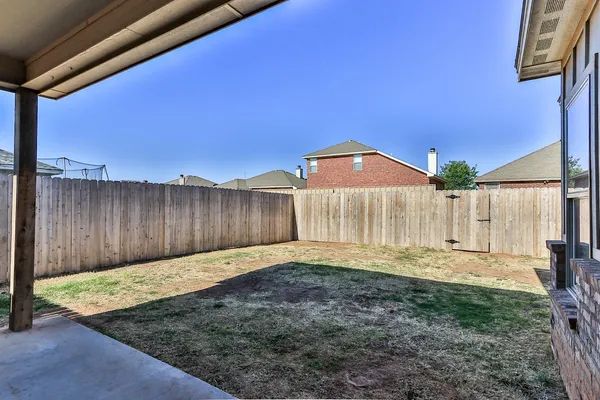 $1,450 | 2518 B 111th Street, Lubbock, TX 79423