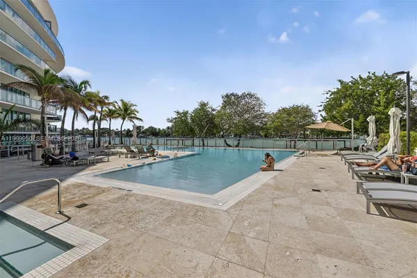 $4,500 | 6620 Indian Creek Drive, Unit 416, Miami Beach, FL 33141