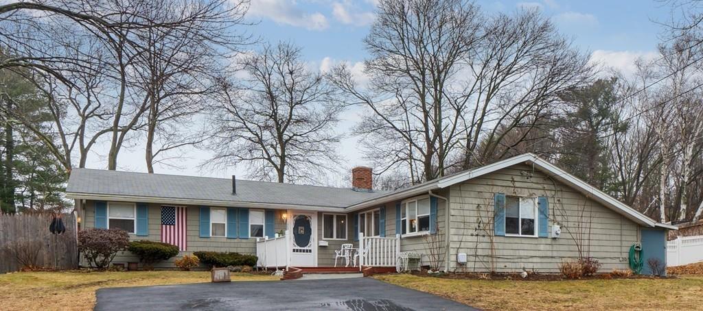 28 Curwen Road Peabody, MA 01960 - Photo 2 of 37 Gallery Image 2