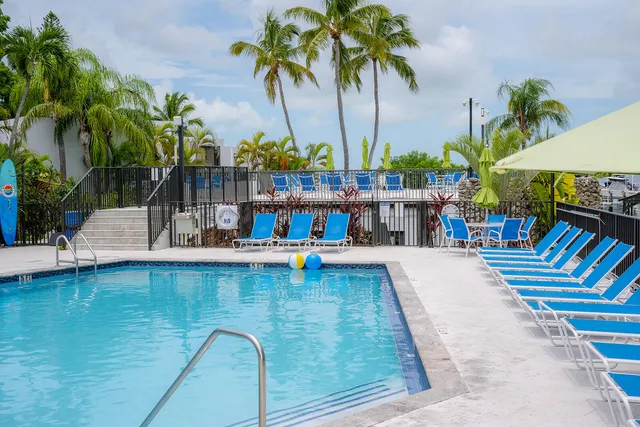 $819,900 | 104350 Overseas Highway, Unit B403 & BOAT SLIP #11, Key Largo, FL 33037