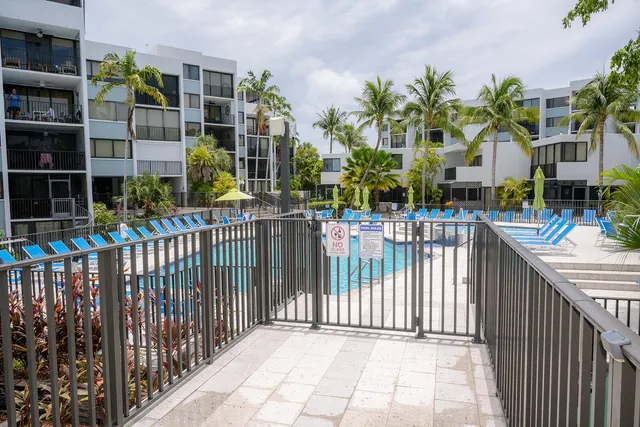$819,900 | 104350 Overseas Highway, Unit B403 & BOAT SLIP #11, Key Largo, FL 33037