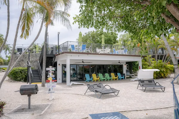 $819,900 | 104350 Overseas Highway, Unit B403 & BOAT SLIP #11, Key Largo, FL 33037