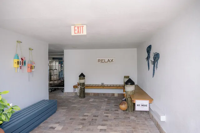 $819,900 | 104350 Overseas Highway, Unit B403 & BOAT SLIP #11, Key Largo, FL 33037